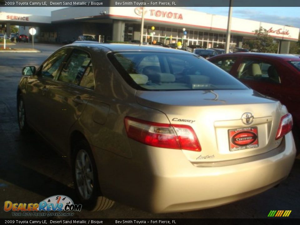 2009 Toyota Camry LE Desert Sand Metallic / Bisque Photo #5
