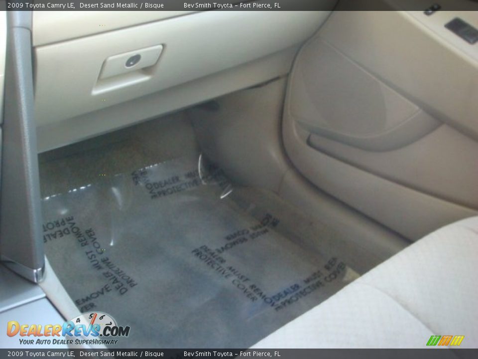 2009 Toyota Camry LE Desert Sand Metallic / Bisque Photo #10