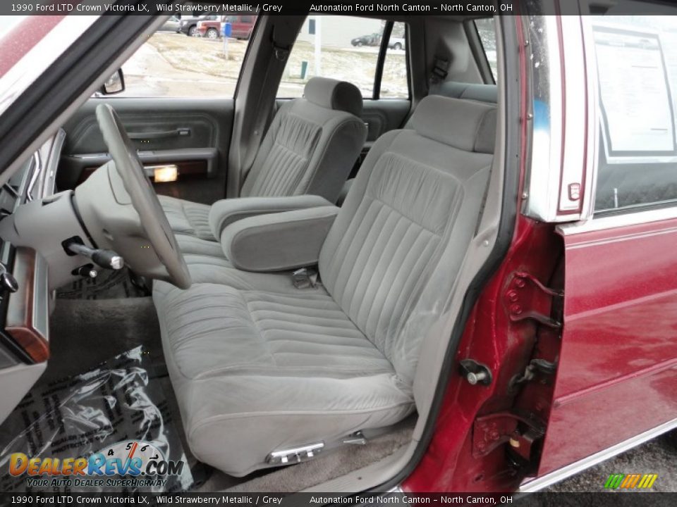 Grey Interior - 1990 Ford LTD Crown Victoria LX Photo #6