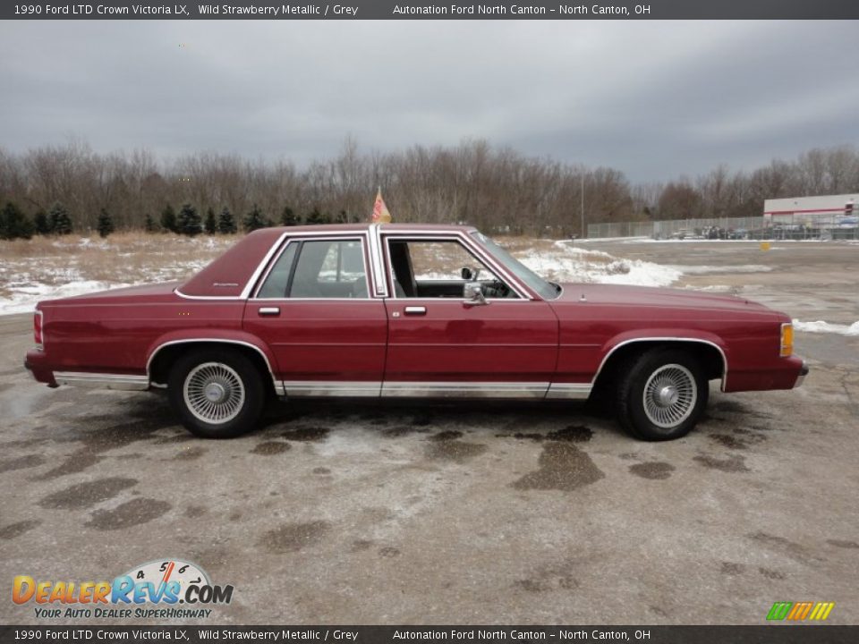 Wild Strawberry Metallic 1990 Ford LTD Crown Victoria LX Photo #16