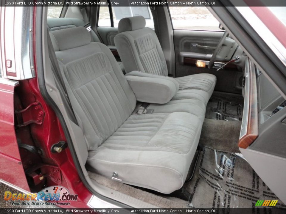 Grey Interior - 1990 Ford LTD Crown Victoria LX Photo #17
