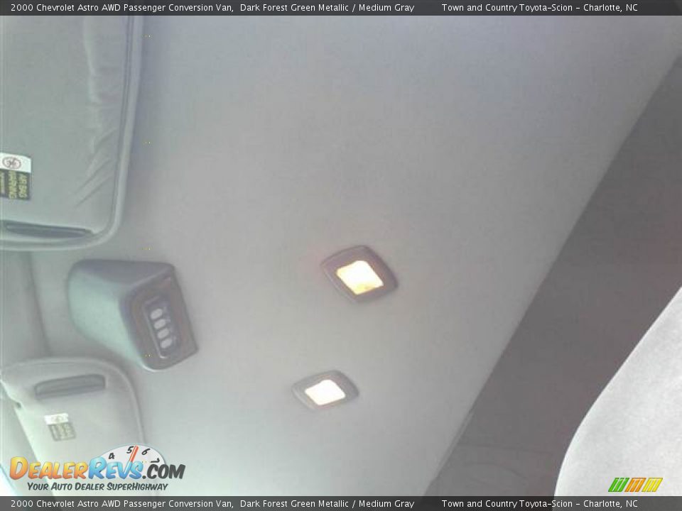 2000 Chevrolet Astro AWD Passenger Conversion Van Dark Forest Green Metallic / Medium Gray Photo #14