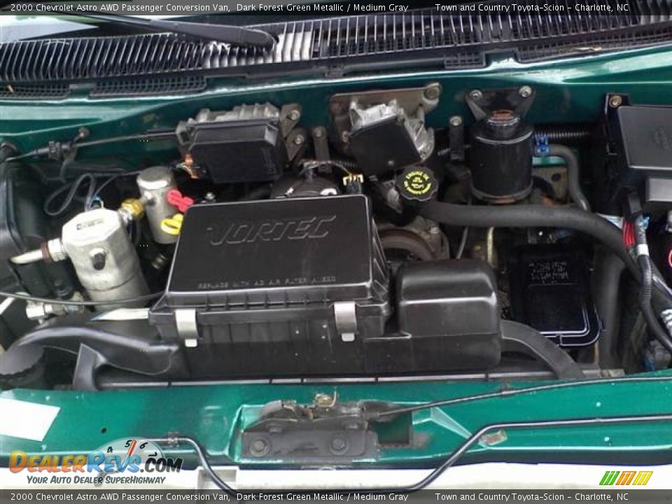 2000 Chevrolet Astro AWD Passenger Conversion Van 4.3 Liter OHV 12-Valve V6 Engine Photo #19