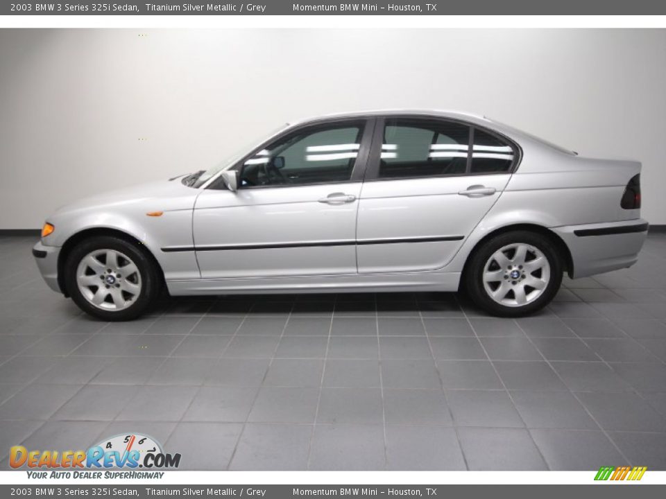 2003 BMW 3 Series 325i Sedan Titanium Silver Metallic / Grey Photo #2