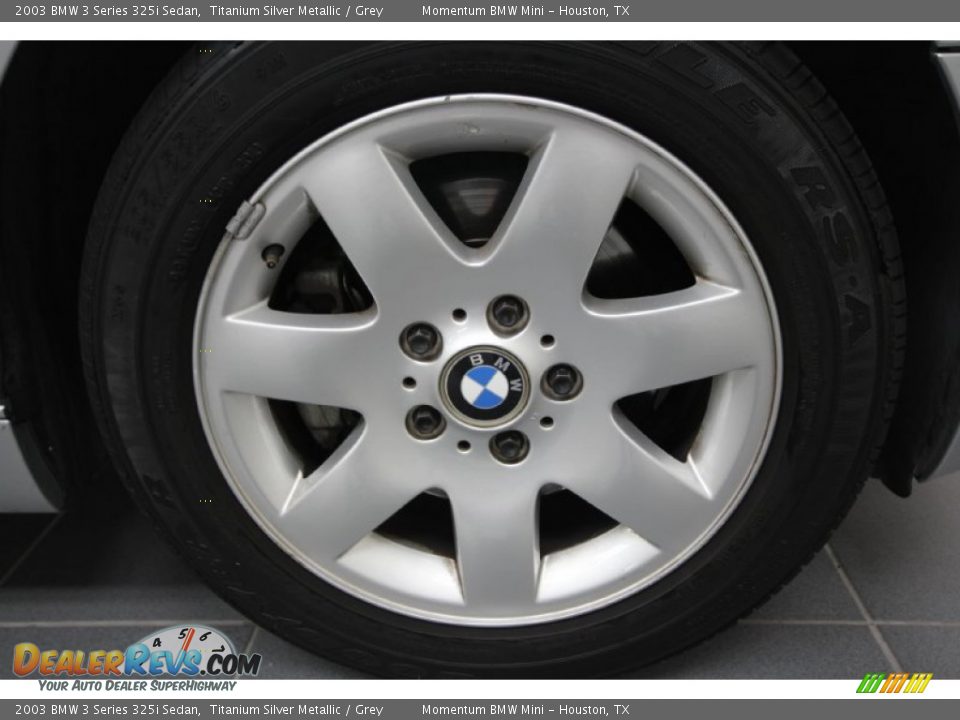 2003 BMW 3 Series 325i Sedan Titanium Silver Metallic / Grey Photo #9