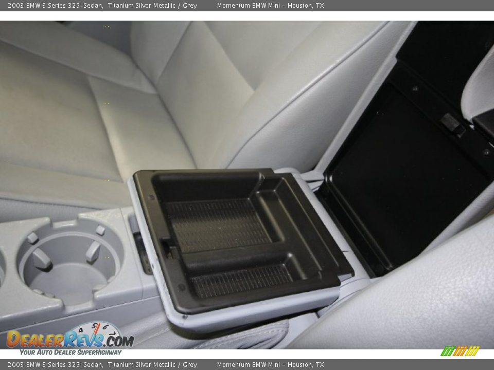 2003 BMW 3 Series 325i Sedan Titanium Silver Metallic / Grey Photo #25