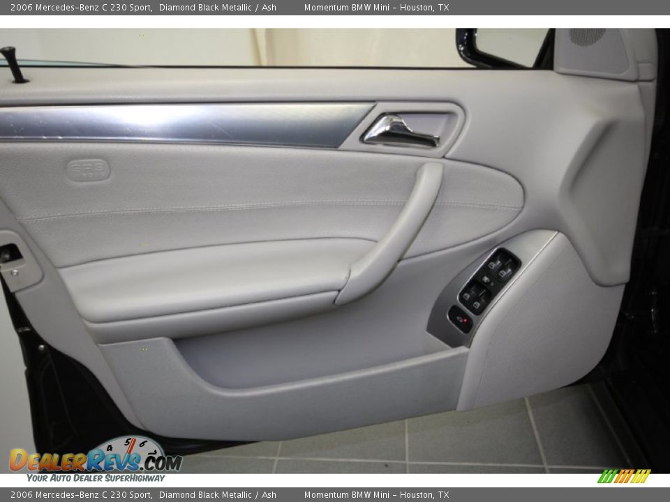 2006 Mercedes-Benz C 230 Sport Diamond Black Metallic / Ash Photo #16