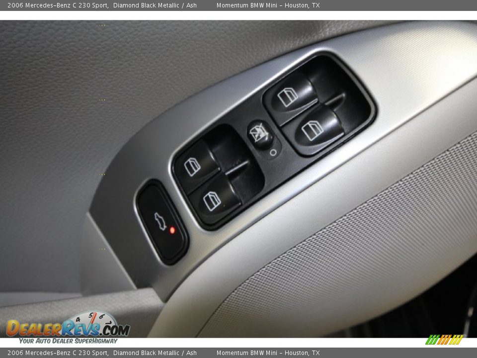 2006 Mercedes-Benz C 230 Sport Diamond Black Metallic / Ash Photo #17