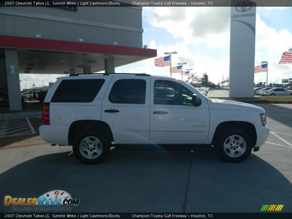 2007 Chevrolet Tahoe LS Summit White / Light Cashmere/Ebony Photo #2