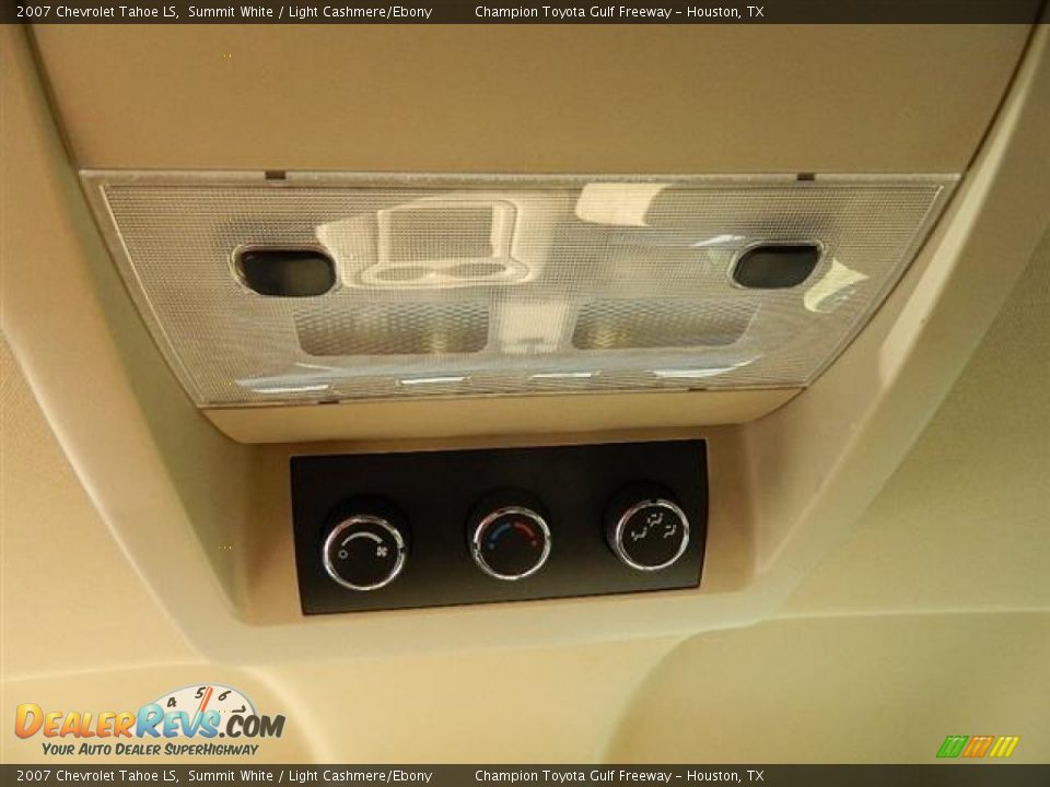 2007 Chevrolet Tahoe LS Summit White / Light Cashmere/Ebony Photo #14