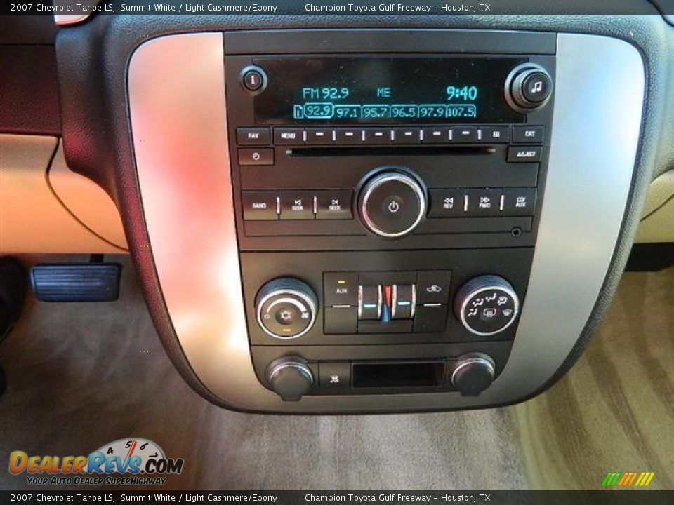 2007 Chevrolet Tahoe LS Summit White / Light Cashmere/Ebony Photo #20