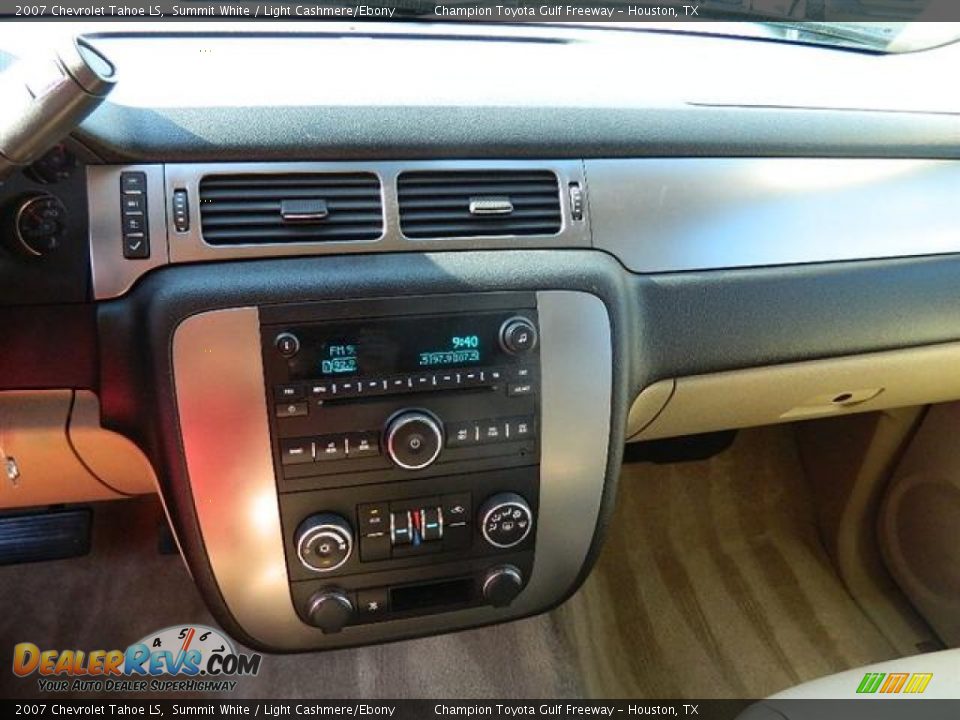 2007 Chevrolet Tahoe LS Summit White / Light Cashmere/Ebony Photo #21