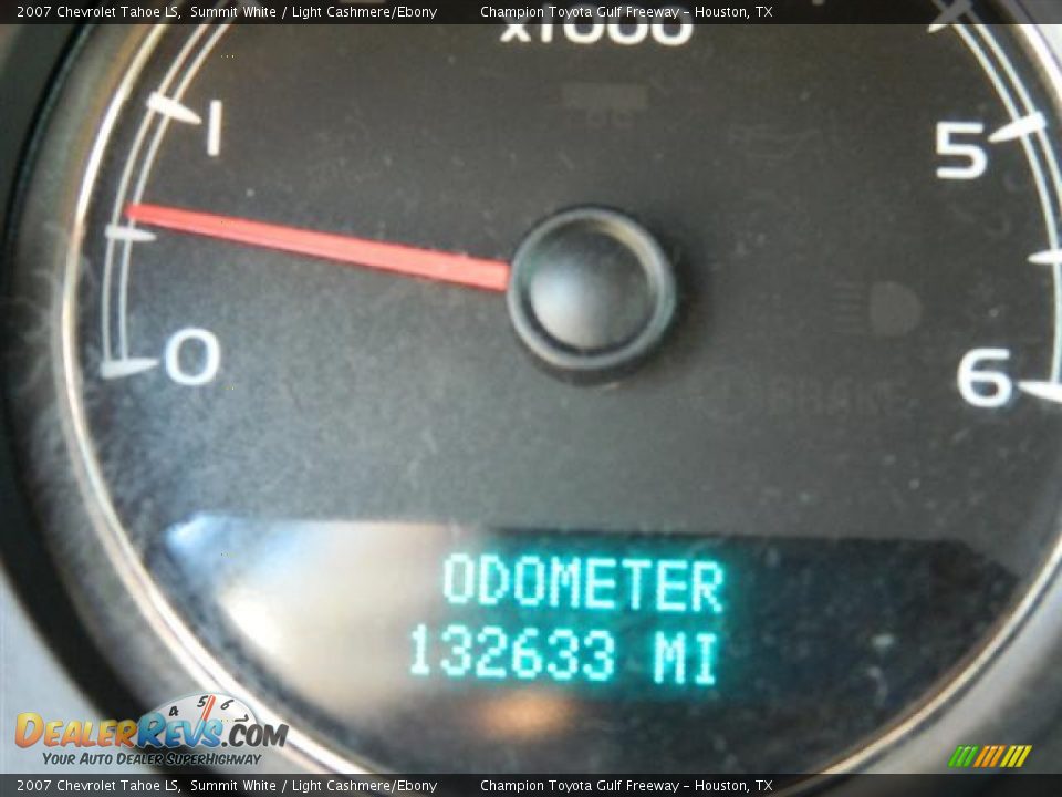 2007 Chevrolet Tahoe LS Summit White / Light Cashmere/Ebony Photo #23