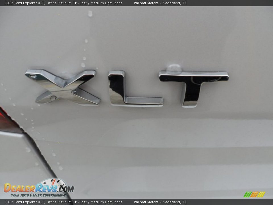 2012 Ford Explorer XLT White Platinum Tri-Coat / Medium Light Stone Photo #14