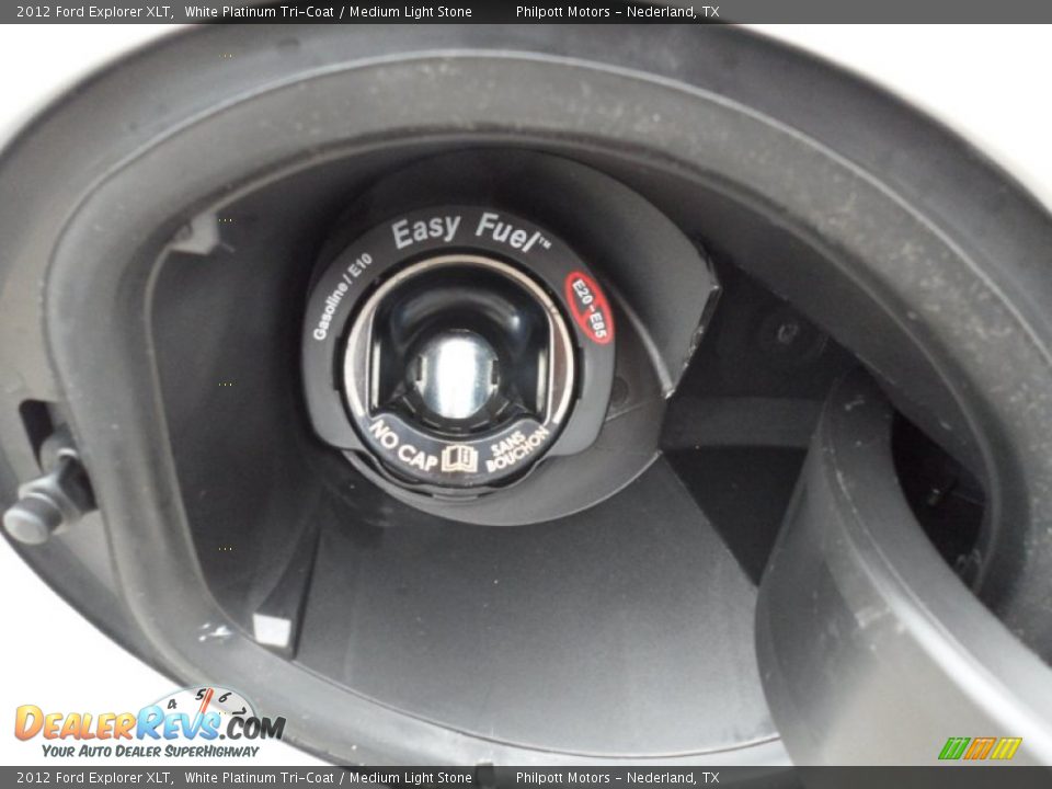 2012 Ford Explorer XLT White Platinum Tri-Coat / Medium Light Stone Photo #16