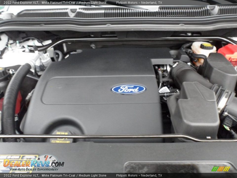 2012 Ford Explorer XLT White Platinum Tri-Coat / Medium Light Stone Photo #17