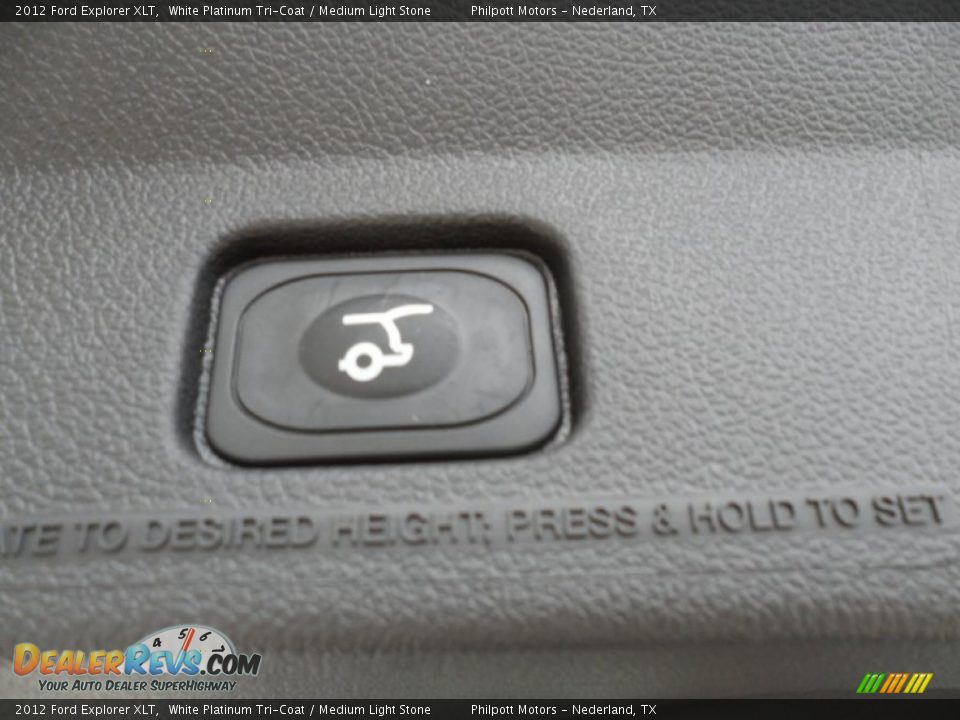 2012 Ford Explorer XLT White Platinum Tri-Coat / Medium Light Stone Photo #20