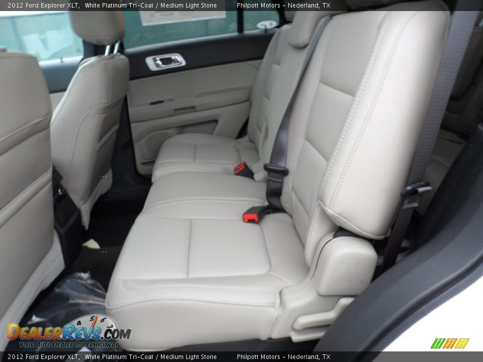 2012 Ford Explorer XLT White Platinum Tri-Coat / Medium Light Stone Photo #24
