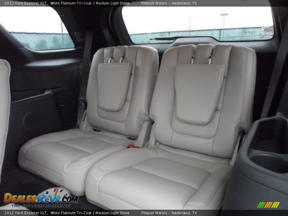 2012 Ford Explorer XLT White Platinum Tri-Coat / Medium Light Stone Photo #25