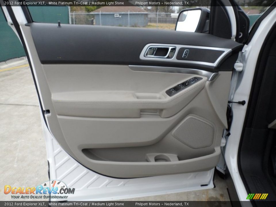 2012 Ford Explorer XLT White Platinum Tri-Coat / Medium Light Stone Photo #27