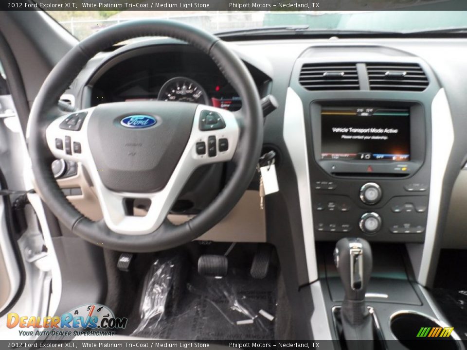 2012 Ford Explorer XLT White Platinum Tri-Coat / Medium Light Stone Photo #31