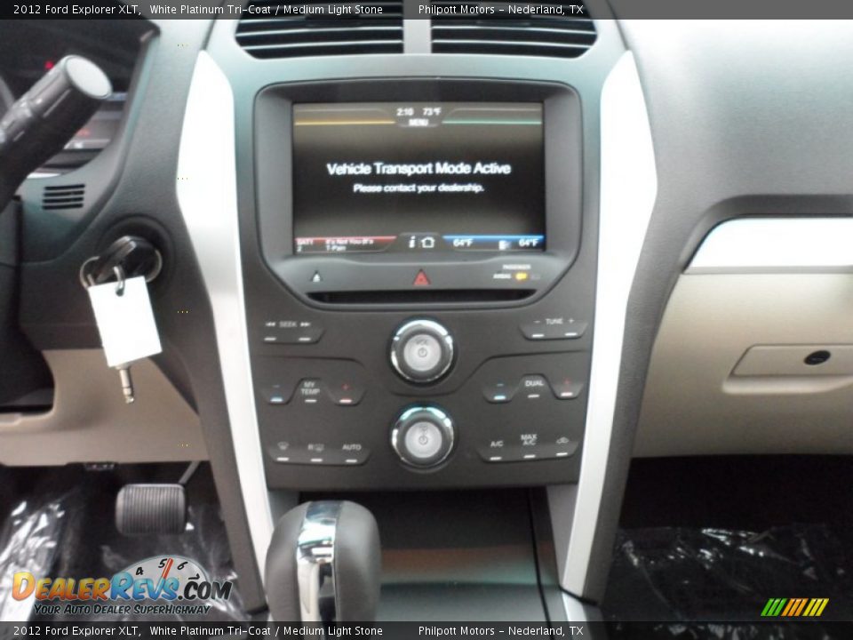 2012 Ford Explorer XLT White Platinum Tri-Coat / Medium Light Stone Photo #32