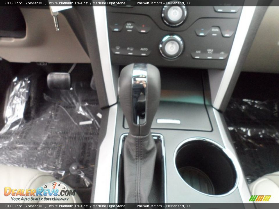 2012 Ford Explorer XLT White Platinum Tri-Coat / Medium Light Stone Photo #36