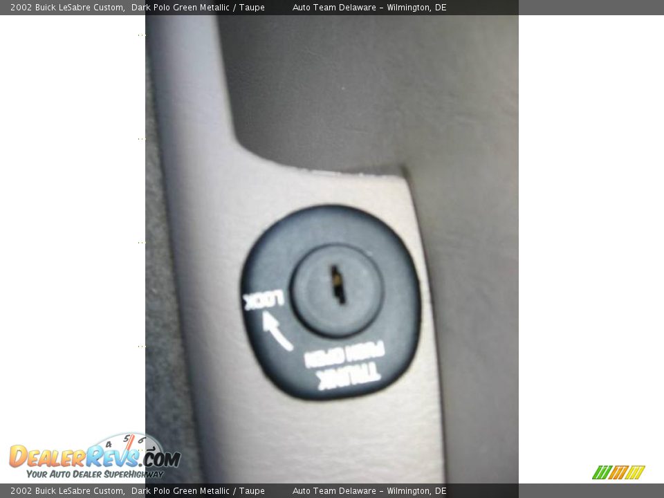 2002 Buick LeSabre Custom Dark Polo Green Metallic / Taupe Photo #19