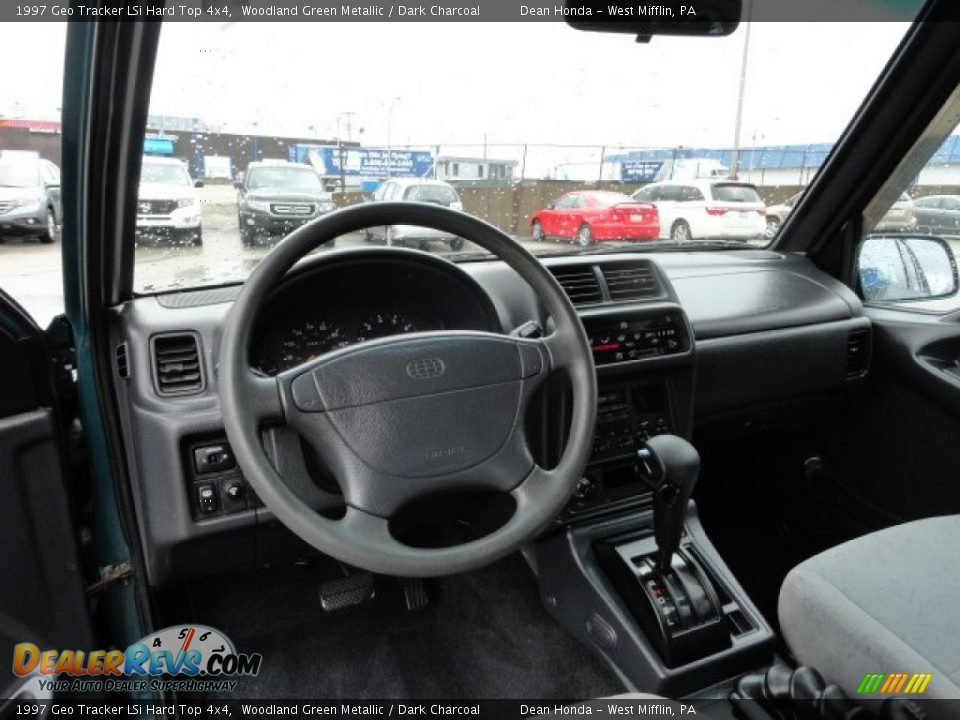 1997 Geo Tracker LSi Hard Top 4x4 Woodland Green Metallic / Dark Charcoal Photo #12