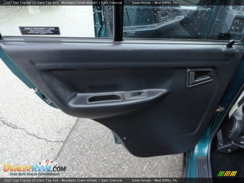 1997 Geo Tracker LSi Hard Top 4x4 Woodland Green Metallic / Dark Charcoal Photo #13