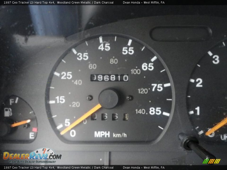 1997 Geo Tracker LSi Hard Top 4x4 Woodland Green Metallic / Dark Charcoal Photo #19