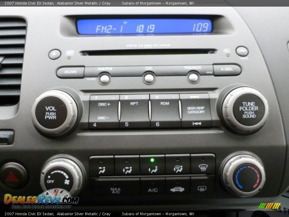 Controls of 2007 Honda Civic EX Sedan Photo #19