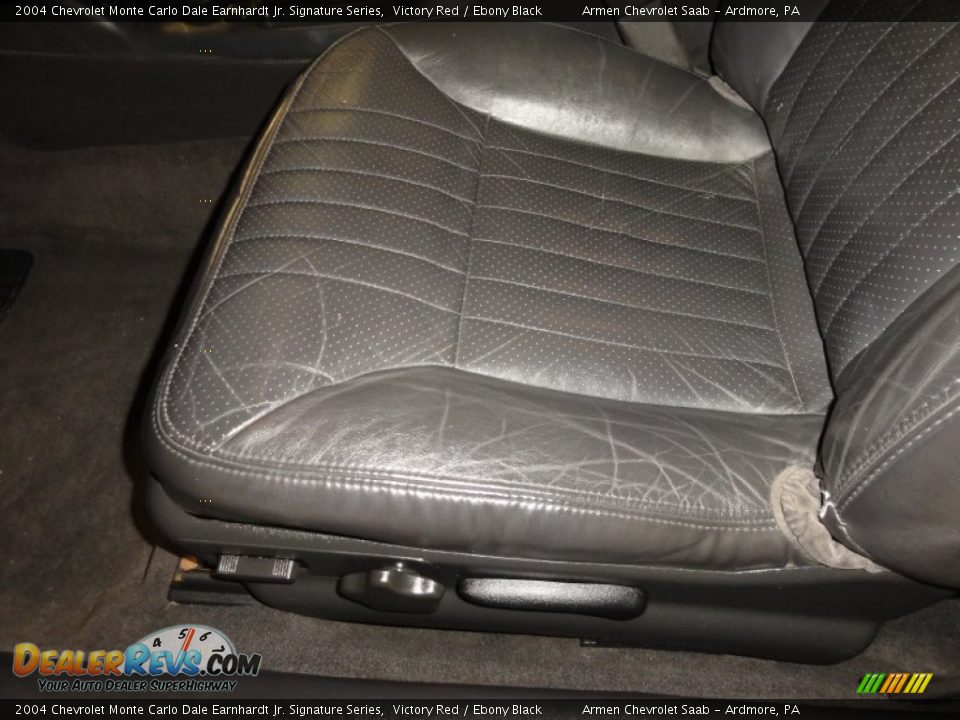 2004 Chevrolet Monte Carlo Dale Earnhardt Jr. Signature Series Victory Red / Ebony Black Photo #16