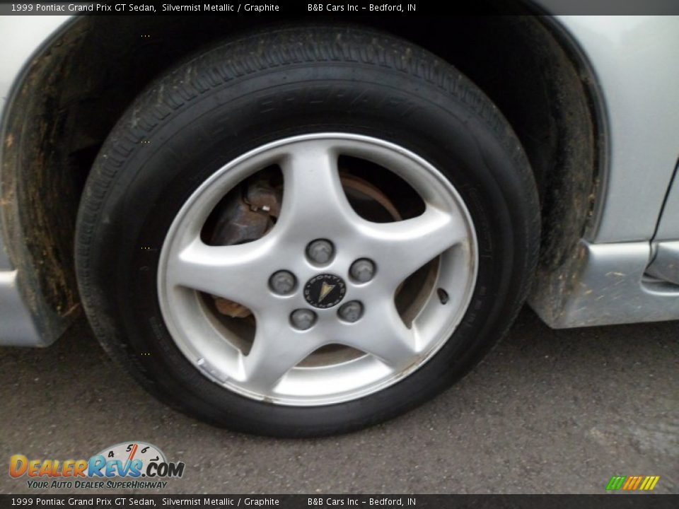 1999 Pontiac Grand Prix GT Sedan Silvermist Metallic / Graphite Photo #11