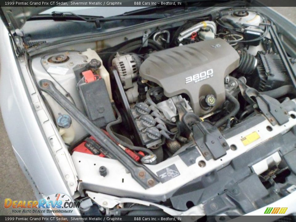 1999 Pontiac Grand Prix GT Sedan Silvermist Metallic / Graphite Photo #24