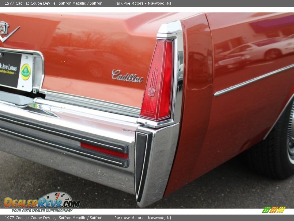 1977 Cadillac Coupe DeVille Saffron Metallic / Saffron Photo #20