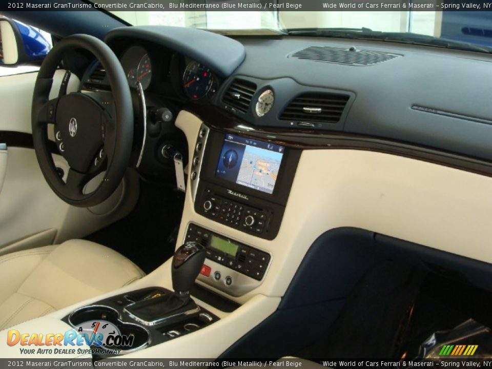 Dashboard of 2012 Maserati GranTurismo Convertible GranCabrio Photo #14