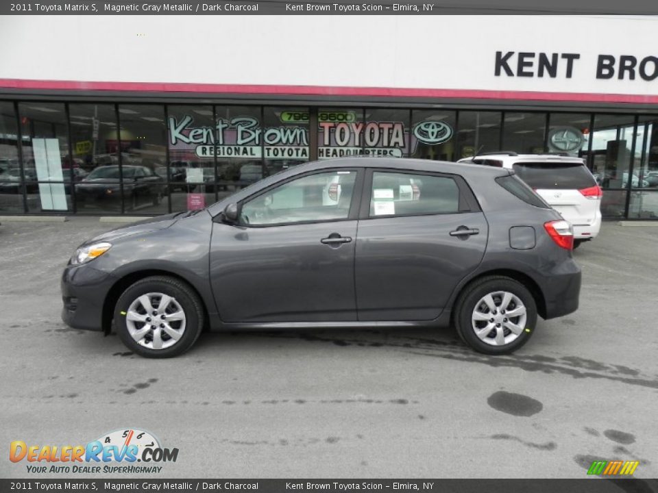 2011 Toyota Matrix S Magnetic Gray Metallic / Dark Charcoal Photo #16