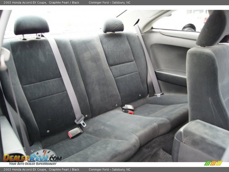 Rear Seat of 2003 Honda Accord EX Coupe Photo #11