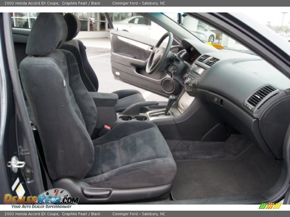 Front Seat of 2003 Honda Accord EX Coupe Photo #12