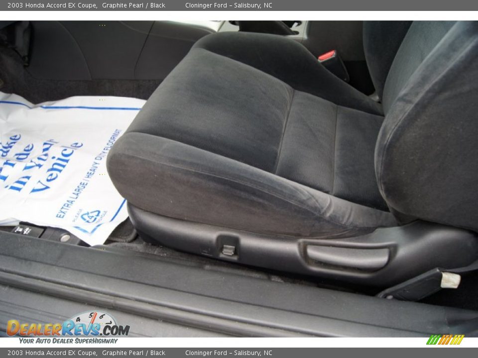 2003 Honda Accord EX Coupe Graphite Pearl / Black Photo #18