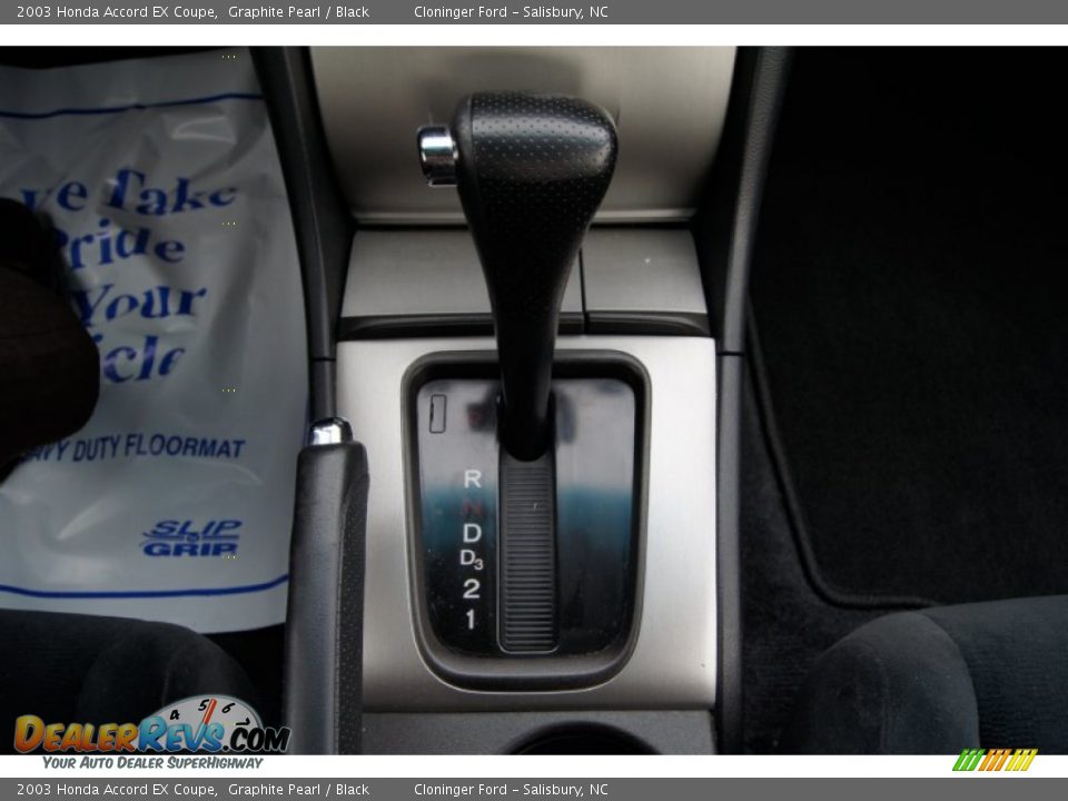 2003 Honda Accord EX Coupe Graphite Pearl / Black Photo #27