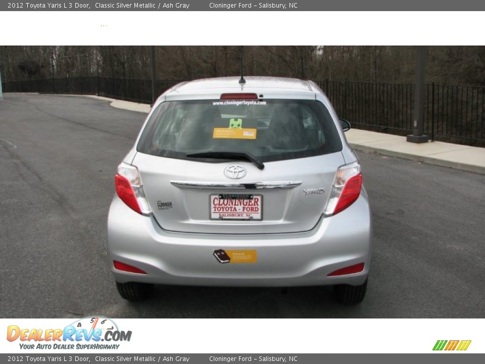 2012 Toyota Yaris L 3 Door Classic Silver Metallic / Ash Gray Photo #5