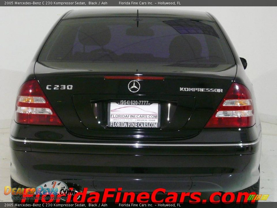 2005 Mercedes-Benz C 230 Kompressor Sedan Black / Ash Photo #6