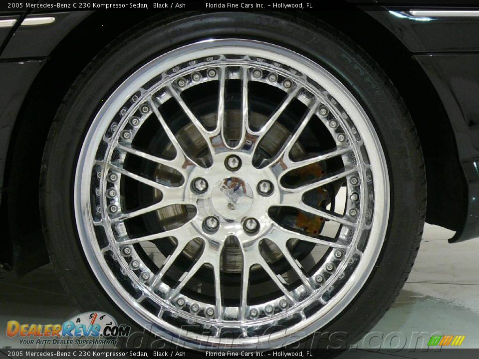 2005 Mercedes-Benz C 230 Kompressor Sedan Black / Ash Photo #9