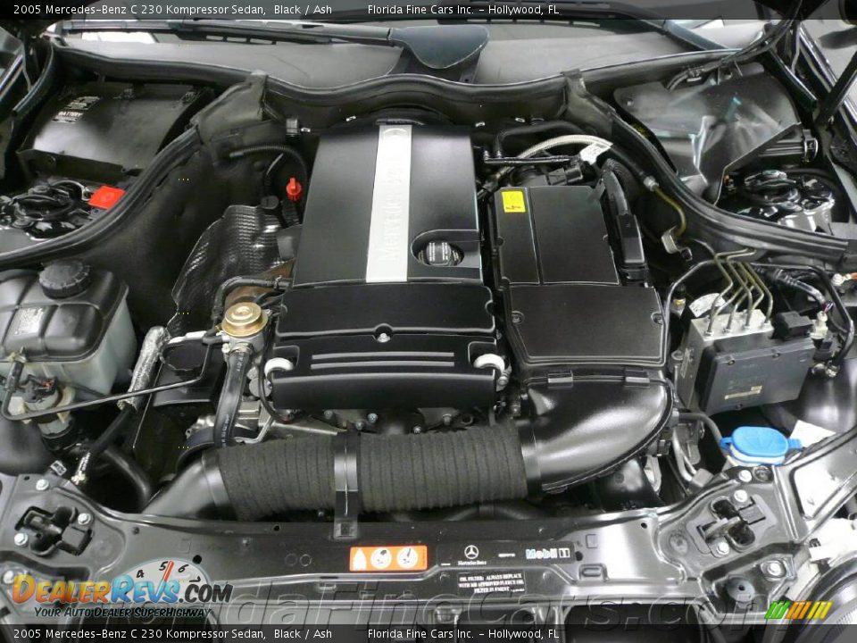 2005 Mercedes-Benz C 230 Kompressor Sedan Black / Ash Photo #10