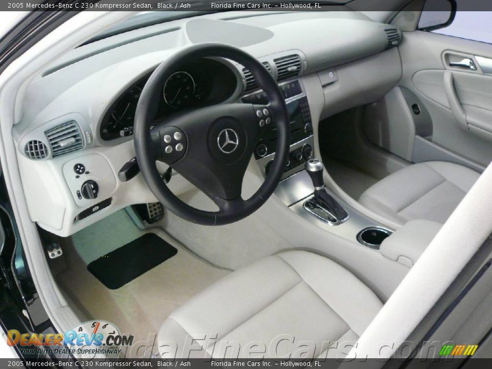 2005 Mercedes-Benz C 230 Kompressor Sedan Black / Ash Photo #13
