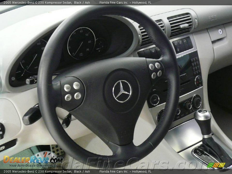 2005 Mercedes-Benz C 230 Kompressor Sedan Black / Ash Photo #18