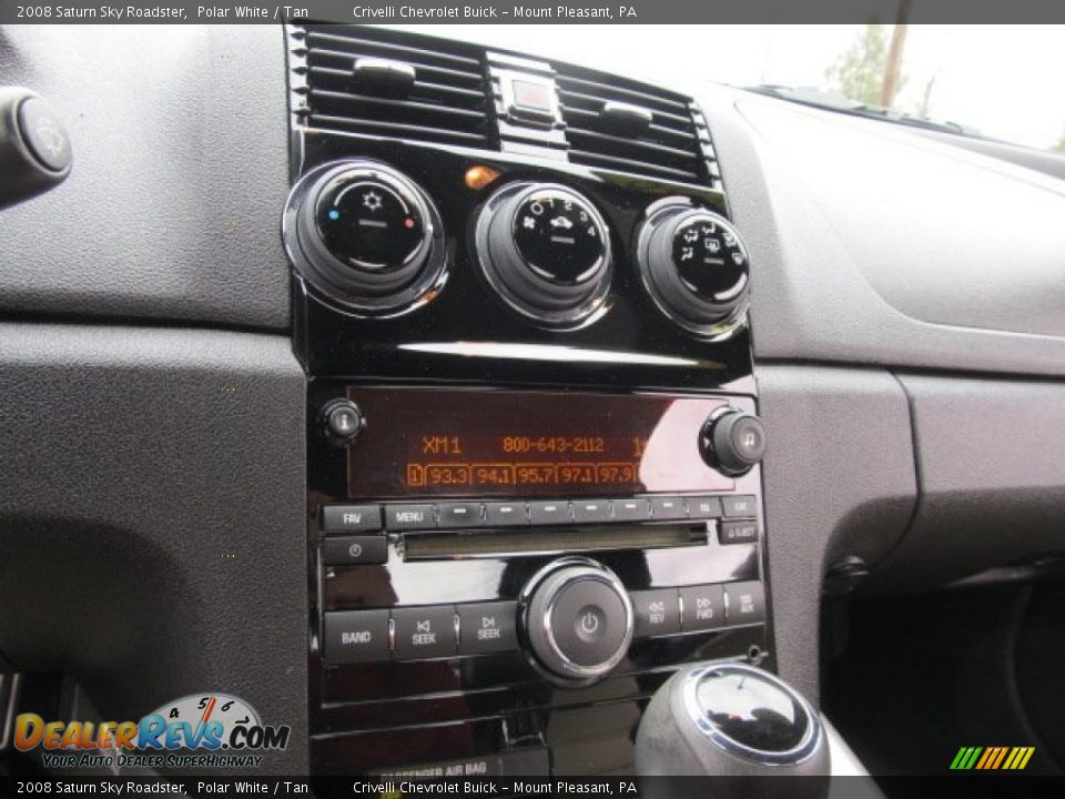 2008 Saturn Sky Roadster Polar White / Tan Photo #19