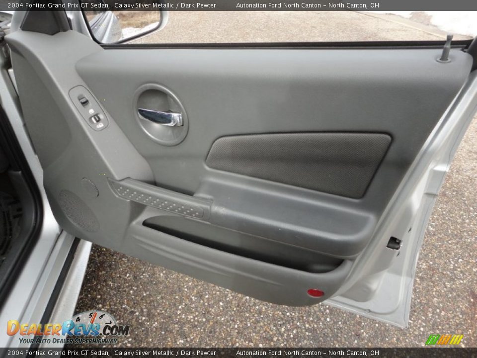 2004 Pontiac Grand Prix GT Sedan Galaxy Silver Metallic / Dark Pewter Photo #19